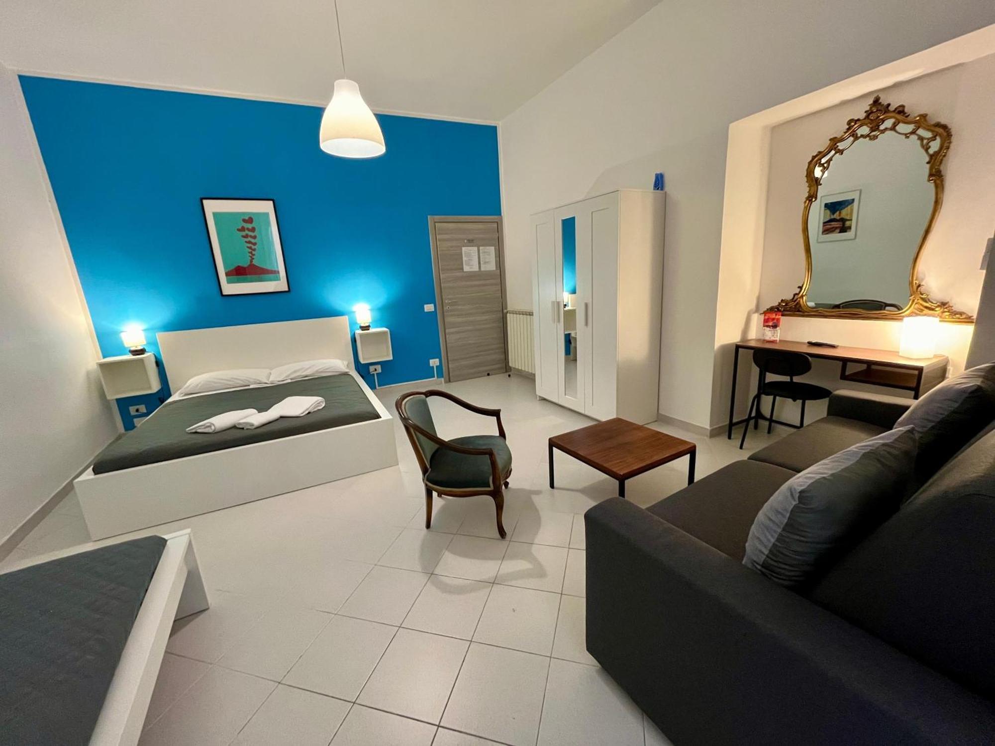 ナポリ Pop Santa Chiara Bed & Breakfast エクステリア 写真